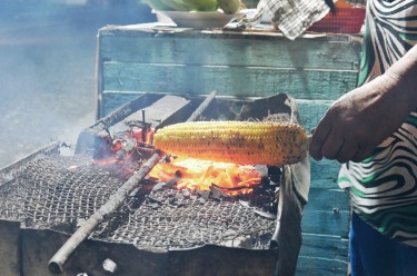 Tempat Populer Makan Jagung Bakar di Pekanbaru. Mau Tau?