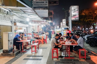 Mendadak Lapar Tengah Malam? Inilah 5 Spot Kuliner Malam di Pekanbaru