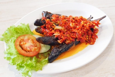10 Makanan Khas Melayu Wajib Coba di Pekanbaru