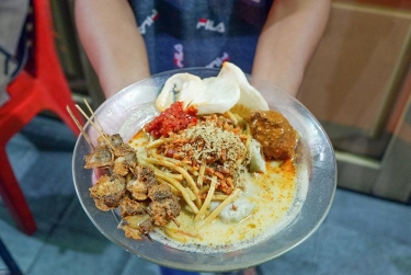 Lamak Bana! Inilah 6 Lontong Malam Paling Mantap di Pekanbaru