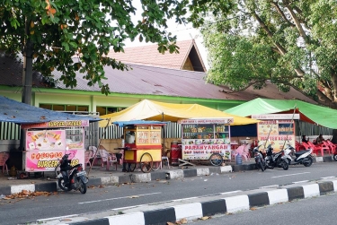 11 Spot Cari Jajanan di Pekanbaru