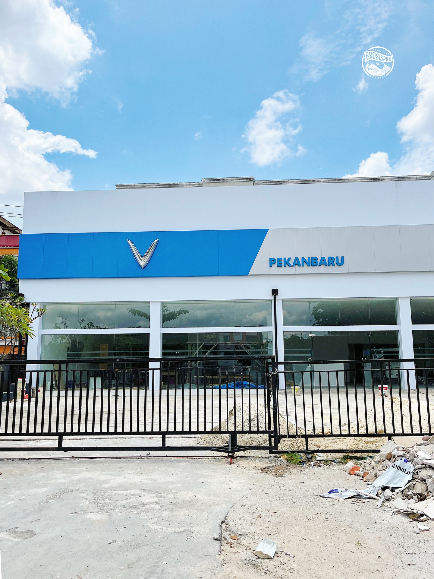 New VinFast Electric Car Dealer in Pekanbaru