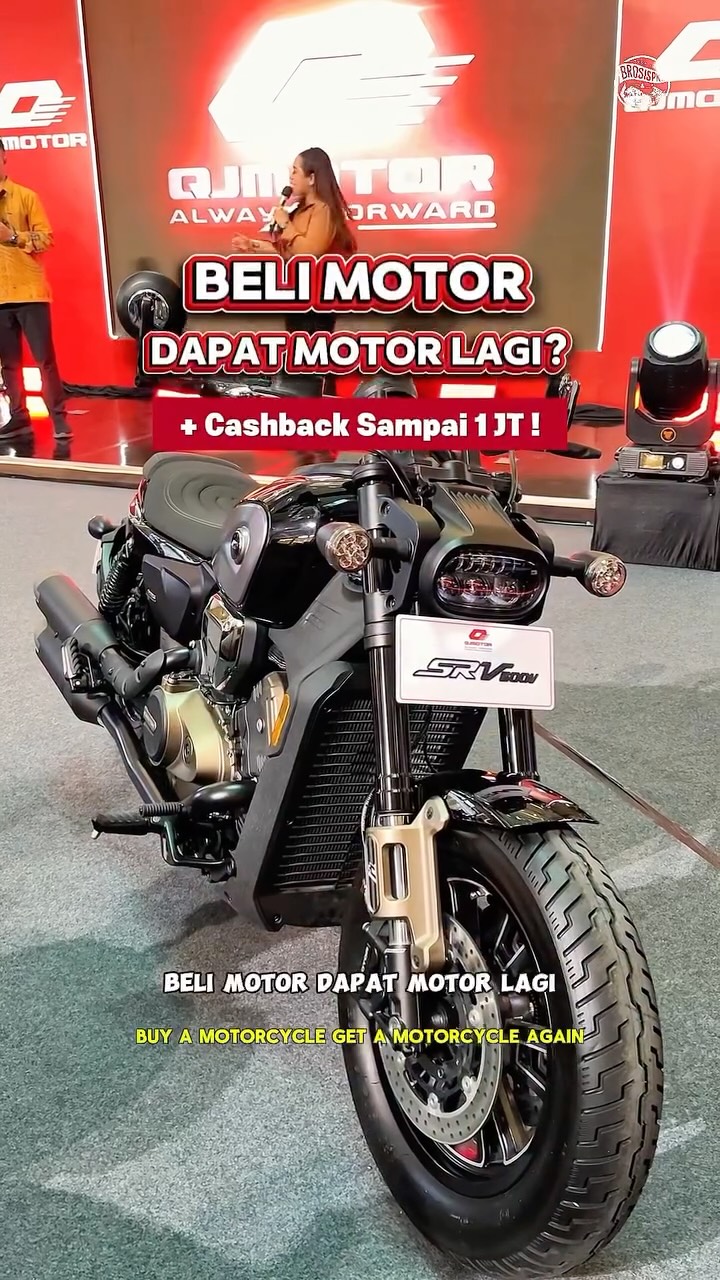 Pameran Motor QJMOTOR di Mal SKA Pekanbaru