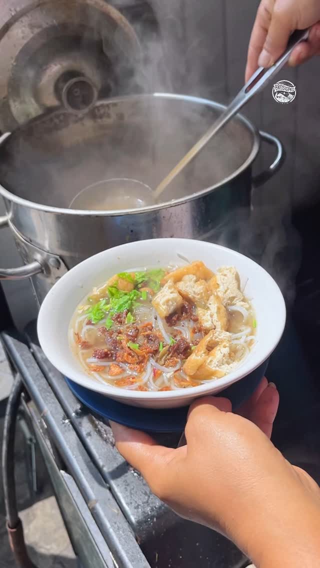 Legendary Minang Breakfast in Pekanbaru