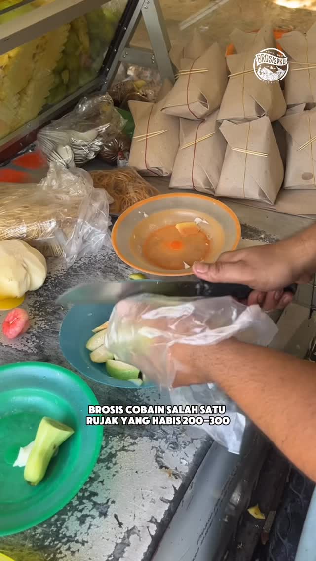 Fresh Fruit Rujak in Pekanbaru