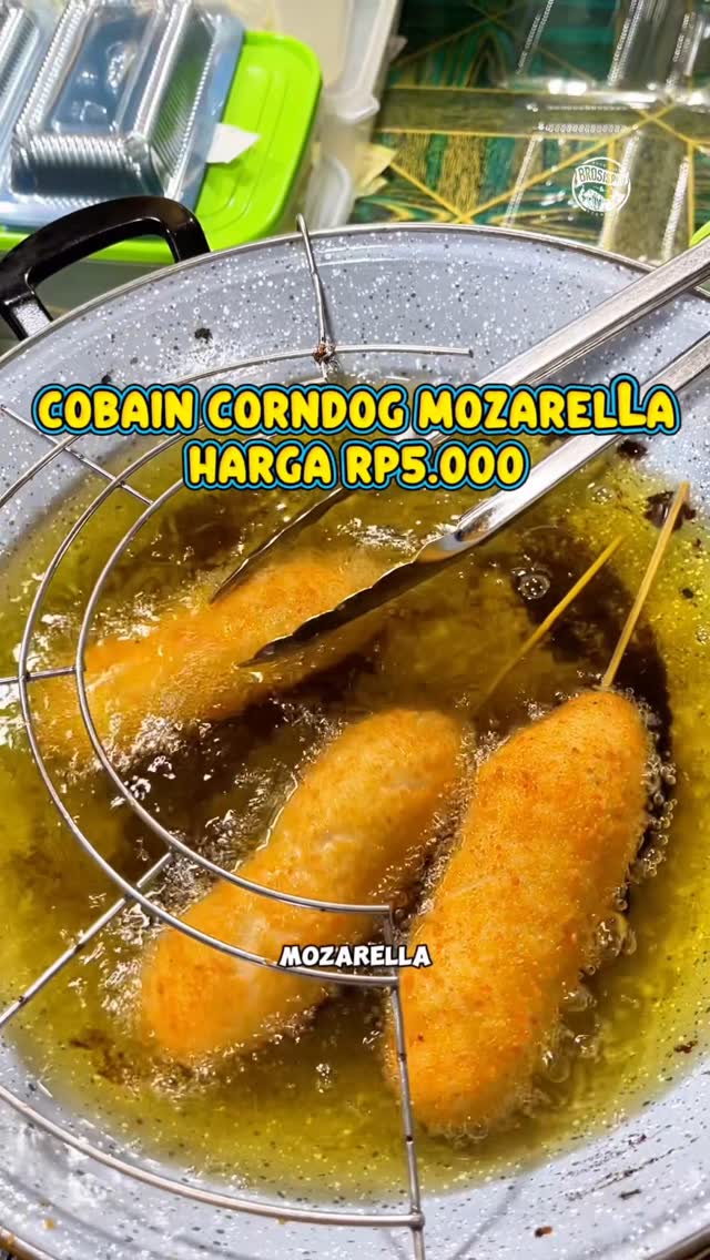 PekanbaruのコーンドッグRp5,000～