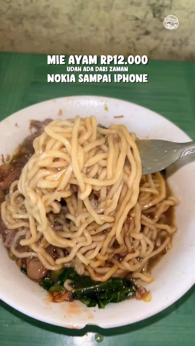 Mee Ayam Simpang Kulim Legendaris di Pekanbaru