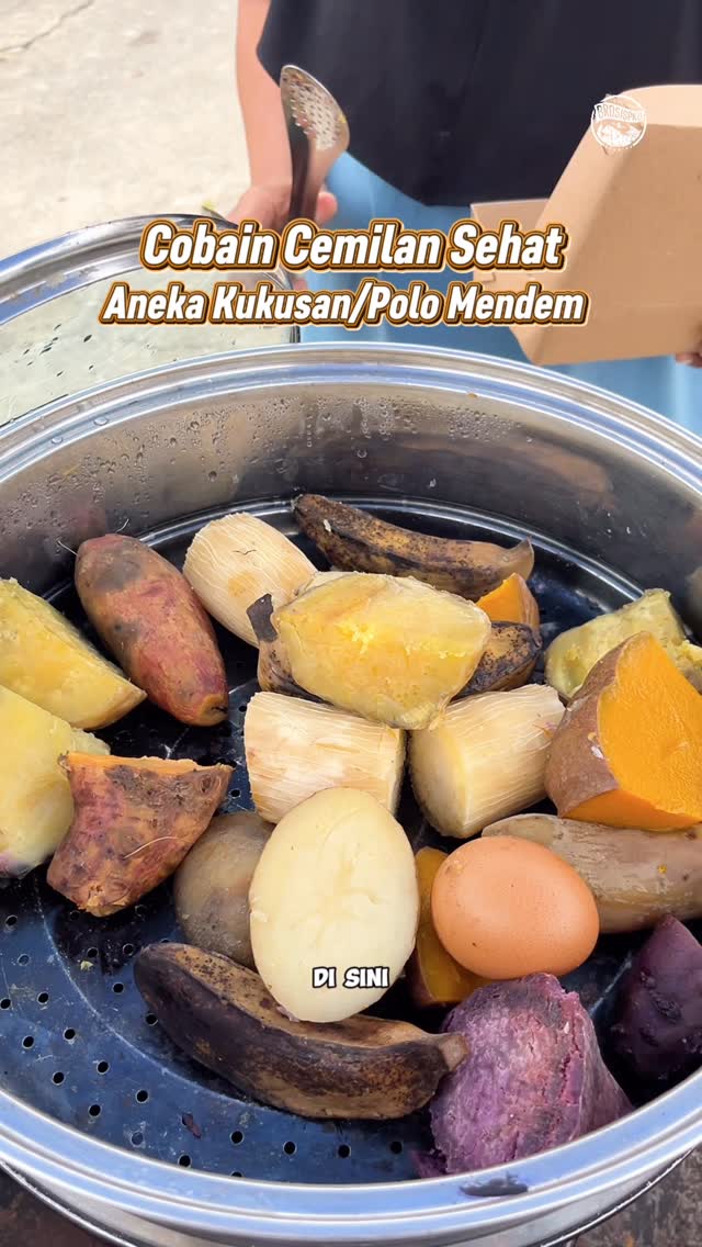 在Pekanbaru尝试蒸制Polo Mendem