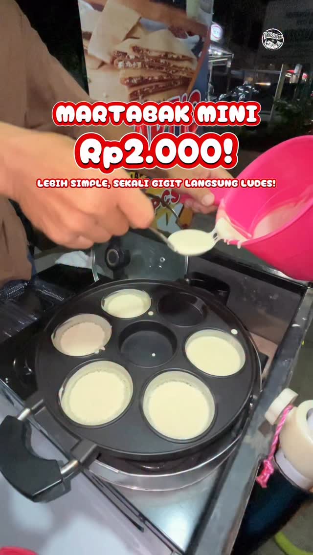 Martabak Mini U_One Pekanbaru: Hidangan Manis Murah