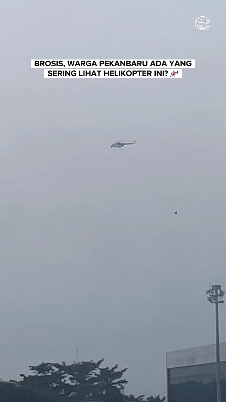 Spotting Water Bombing Helicopter Over Pekanbaru