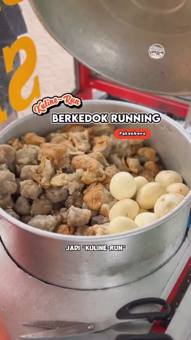 جولة طهي في بيكانبارو: Siomay Batagor Pak Adek