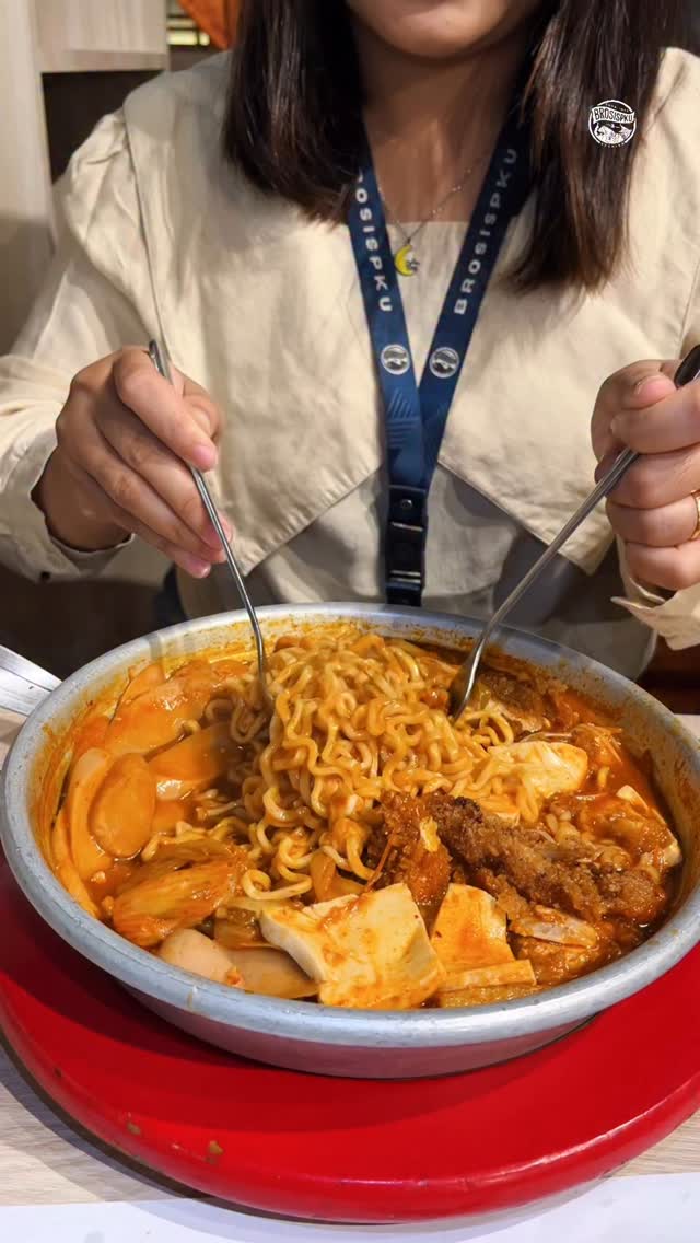 Exciting Korean Chicken Deals at Chir Chir Pekanbaru