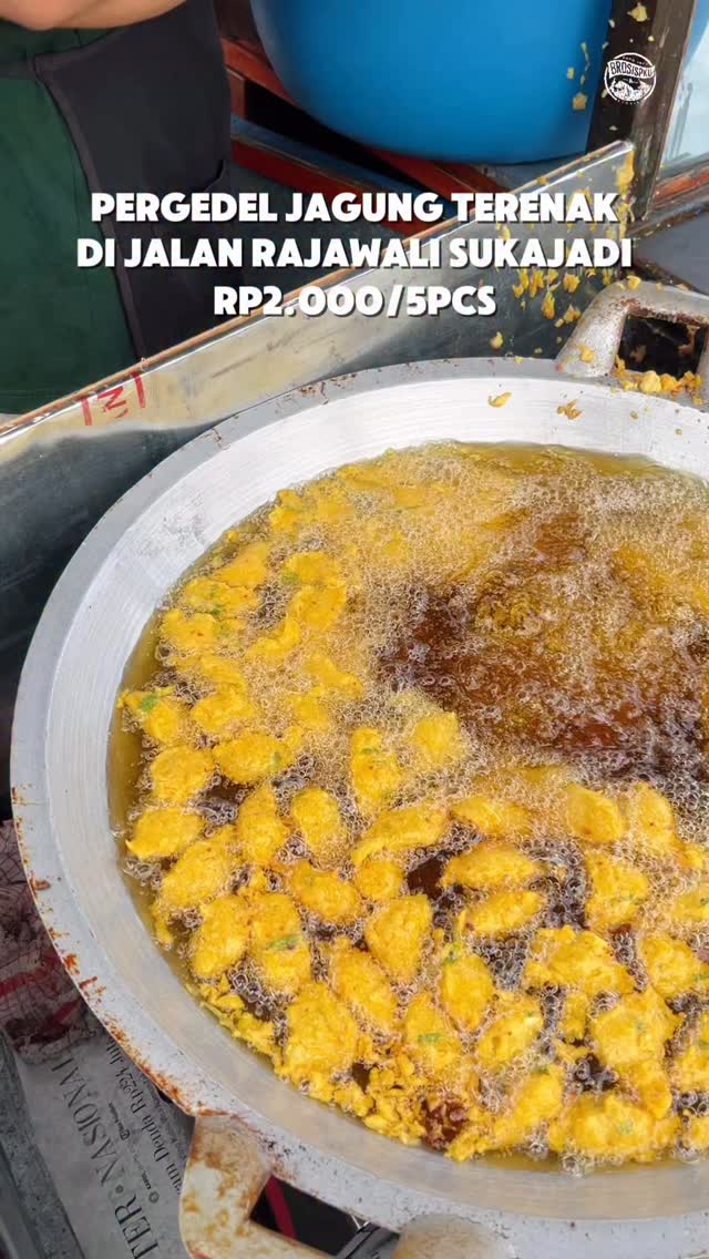 Pergedel Jagung Legendaris Pekanbaru