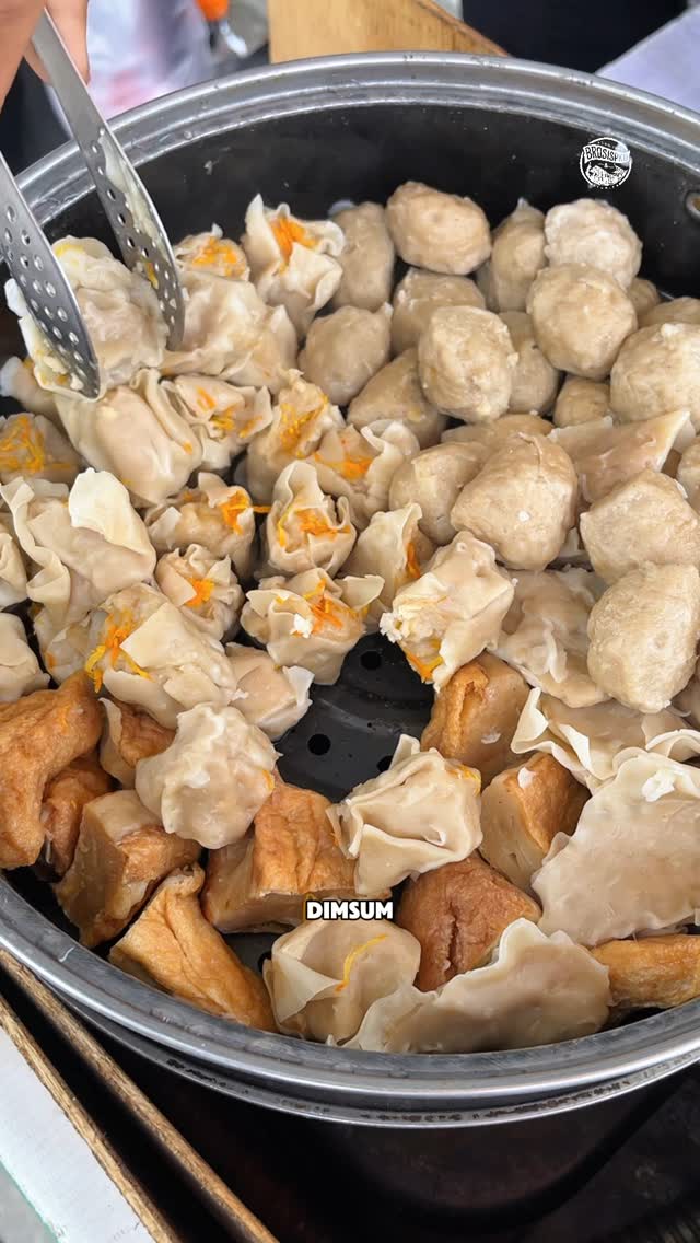 Jelajahi Dimsum Ayam Kak Lika di Pekanbaru
