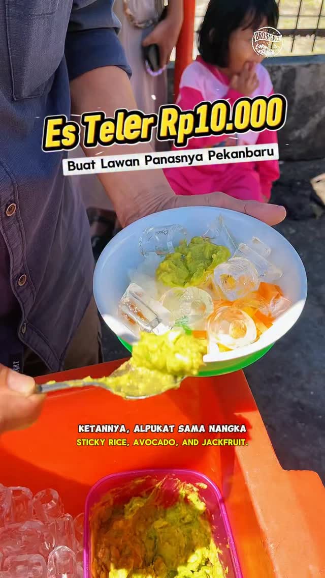 Pekanbaru Es Teler Mas Agus: Rp10,000 Full Toppings!