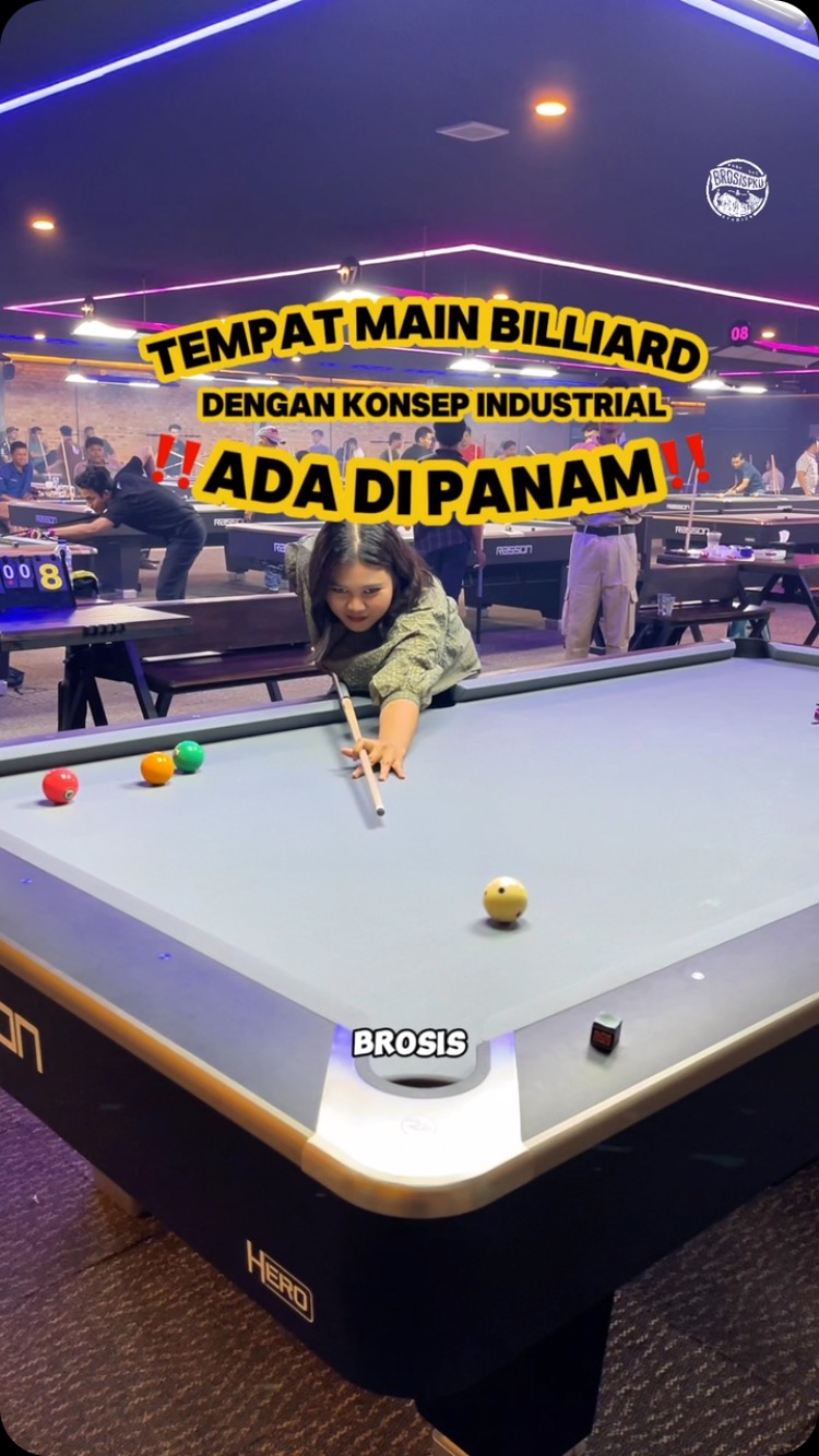 8055 Pool & Coffee Shop di Pekanbaru