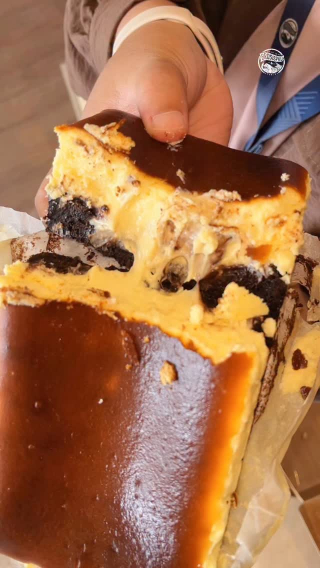 Kek Brownie Burnt Cheese Cake Pekanbaru