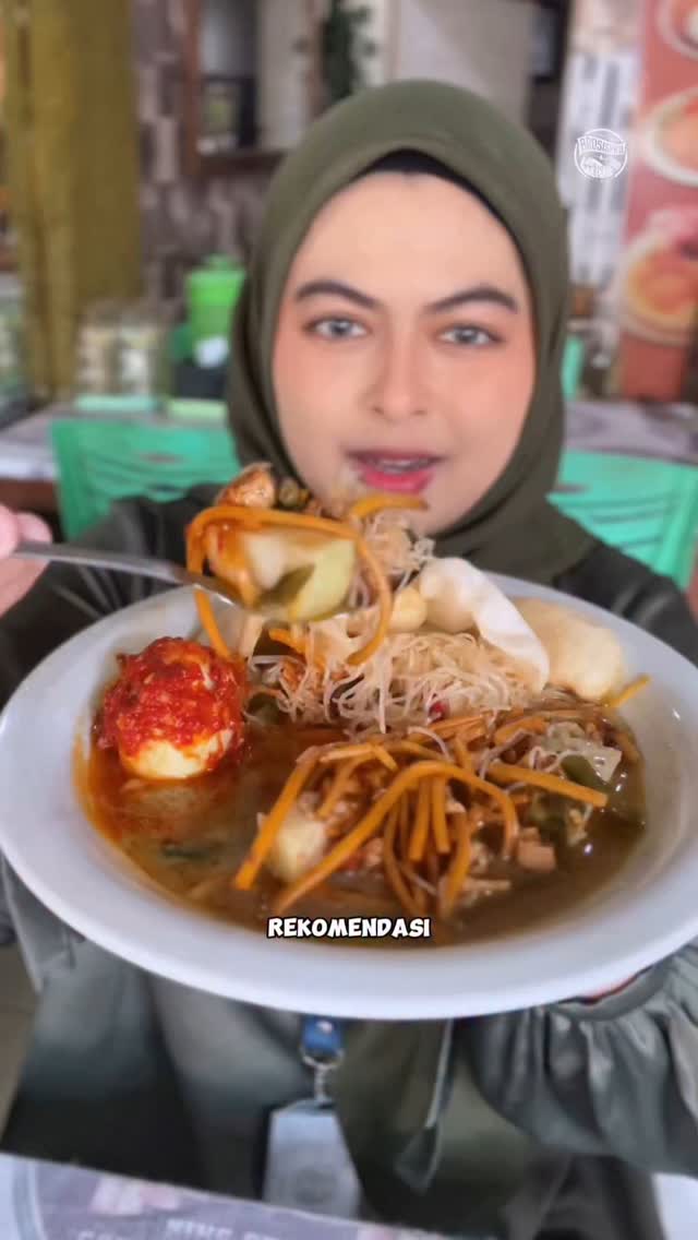 Sarapan Lontong Medan di Pekanbaru Srikandi