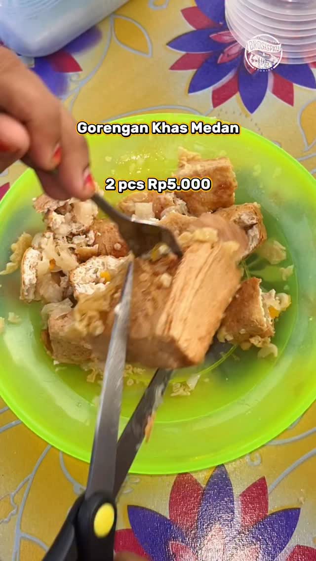 Tahu Gunting Medan: Camilan Krispi di Pekanbaru