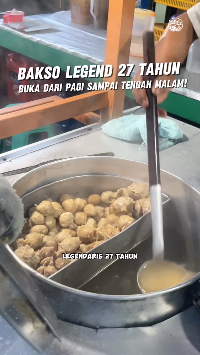 Kuliner Legendaris Pekanbaru: Bakso Simpang SMP 13