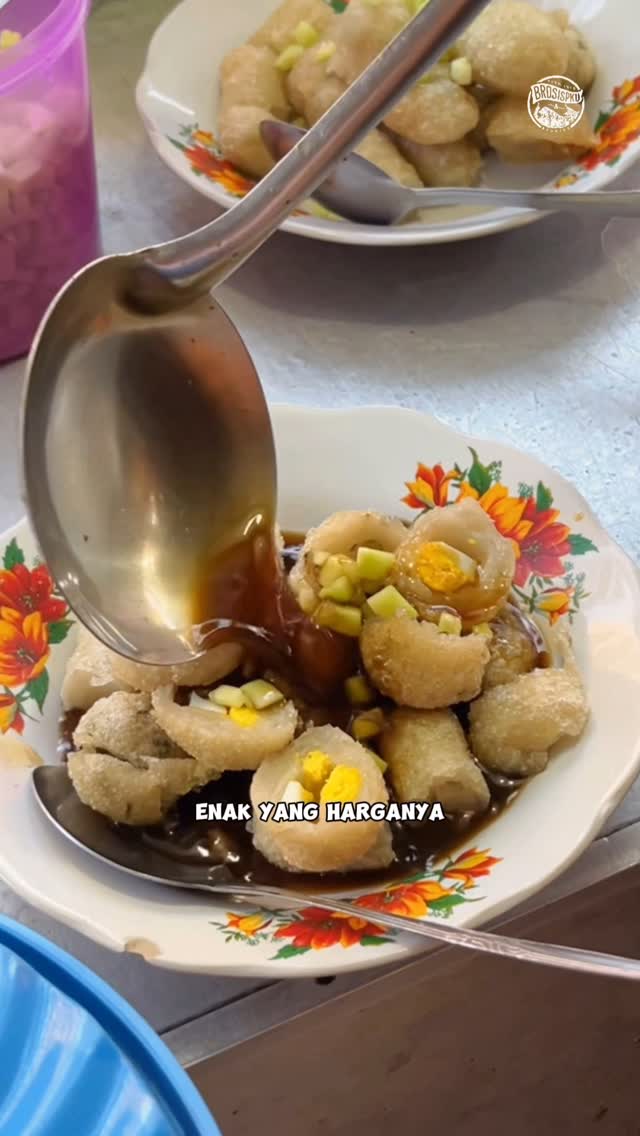 Pekanbaru Mpek-Mpek Anugrah：1,000卢比传奇小吃