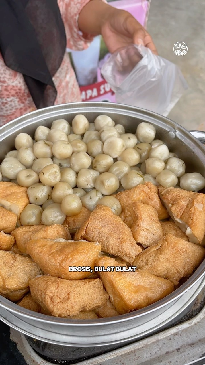 Menikmati Cilok Tetelan Sapi di Pekanbaru