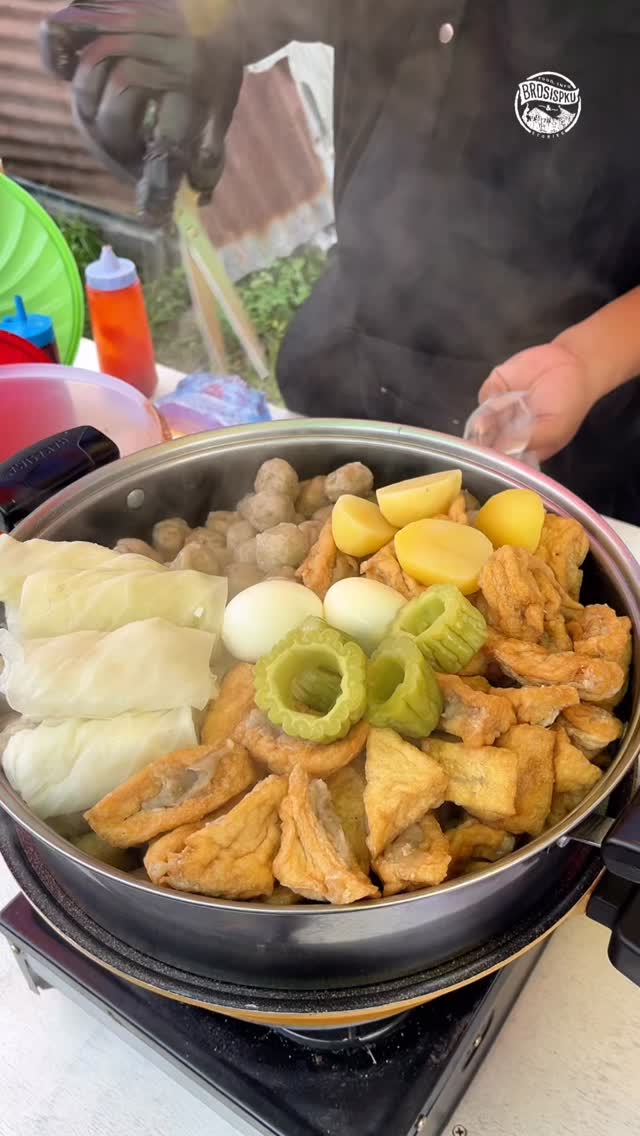 Nikmati Siomay Batagor Bandung di Pekanbaru