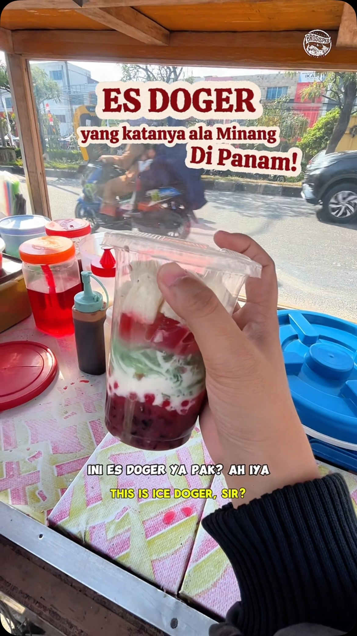 Pekanbaru Punya Es Doger Unik Khas Minang