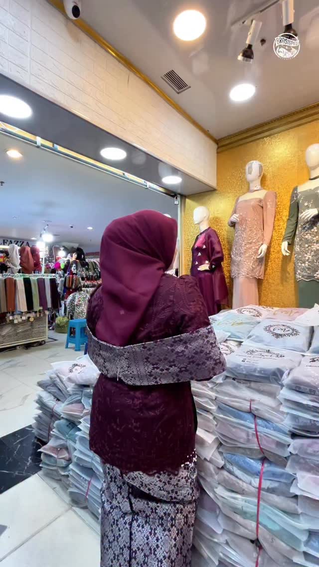 Pusat Borong Kebaya Terbaik Pekanbaru