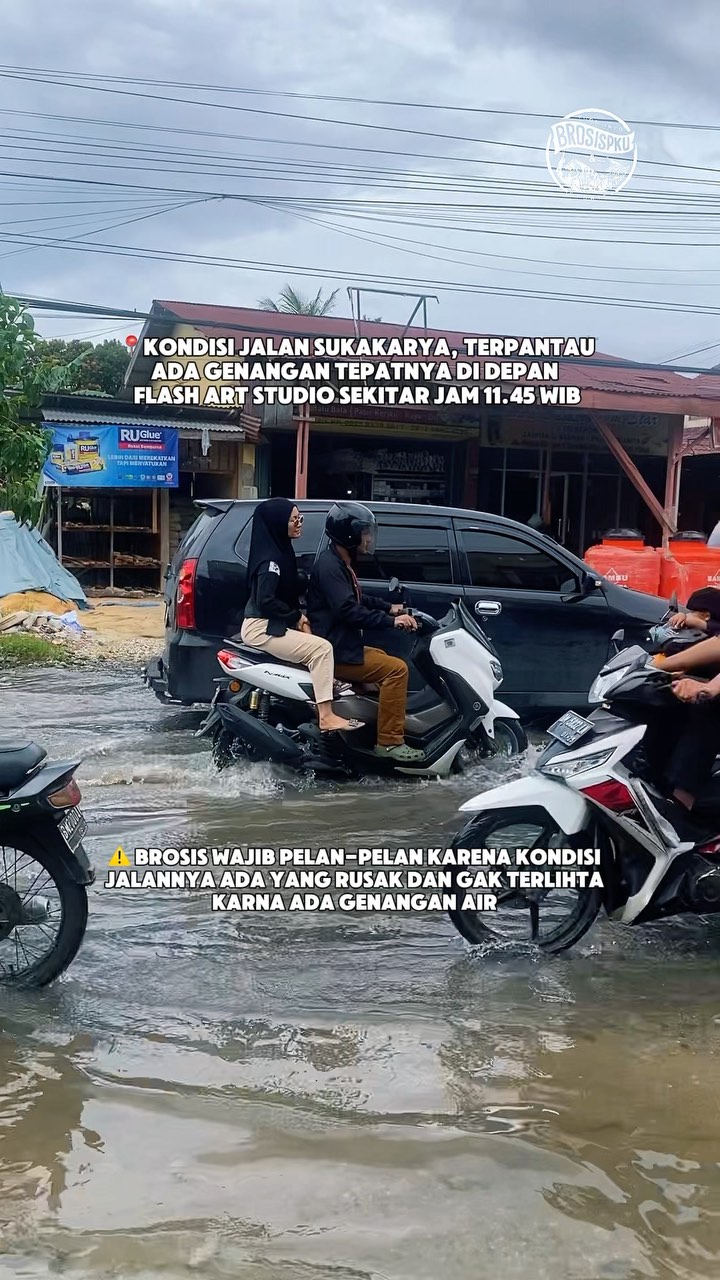 Water Puddle on Sukakarya Street, Pekanbaru