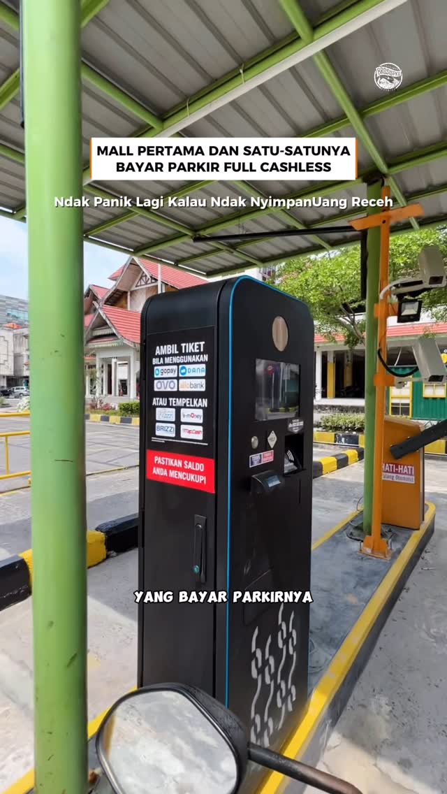 Cashless Parking at Pekanbaru SKA Mall