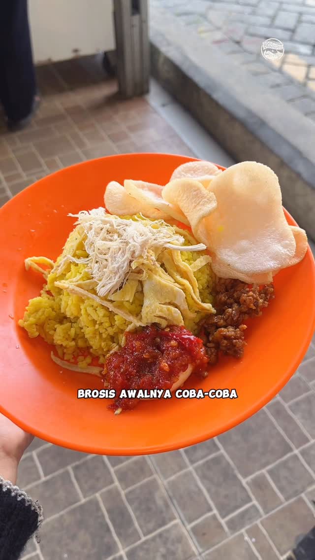 Nasi Kuning Autentik di Pekanbaru