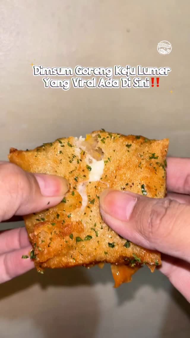 Dimsum Goreng Keju Viral di Pekanbaru