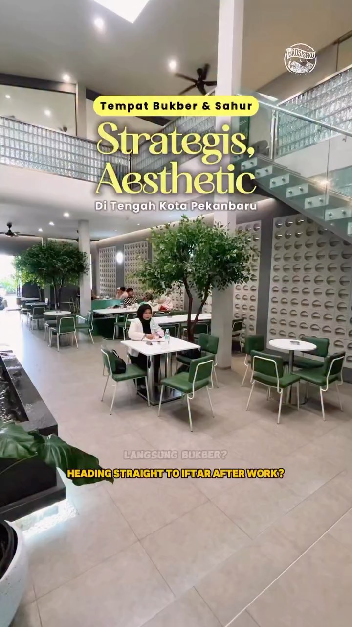 Pulang kantor mau langsung bukber? 🌙✨

Sanama+ Coffee and Space bisa jadi spot paling strategis di pusat kota Pekanbaru!

Tempatnya iconic dengan tangga estetik dan open space berhiaskan aquarium yang adem dipandang 😍

Selama Ramadhan, tersedia menu bukber & sahur di cabang Sudirman, Durian & Marpoyan, Paket Ramadhannya mulai Rp60.000✨

Udah lengkap dengan nasi putih, air mineral, kurma & sop buah. Menu daging dapat lychee tea, menu ayam dapat es teh 🥤

Lewat jam 8 malam, menu reguler tetap udah dipesan.

Yuk reservasi sekarang sebelum full, BroSis!
_
Harga:
• Ayam Bakar Solo Rp65.000
• Ayam Bumbu Sanama Rp65.000
• Chicken Katsu Sambal Matah Rp60.000
• Tongseng Daging Rp70.000
• Dendeng Batokok Sambal Ijo Rp75.000
• Sop Daging Rp70.000

Note: Paket sudah termasuk nasi putih, air mineral, kurma & sop buah. Menu daging dapat lychee tea, menu ayam dapat es teh 🥤
_
Sanama+ Coffee and Space
@sanamapluscoffee
☎️ Reservasi Bukber:
Sanama Plus Sudirman: 0811-7072-1010
Sanama Plus Durian: 0811-7073–1010
Sanama Plus Marpoyan: 0811-7075-0101
⏰ Buka 24 Jam
🕰️ Operasional Selama Ramadhan:
Buka Setiap Hari, 12.00-06.00 WIB
📍 Jalan Jenderal Sudirman, Pekanbaru
(Seberang Vanhollano, sebelah Starbucks)

✅ Pembayaran cash & cashless (Qris, transfer)
✅ Free WiFi
✅ Indoor (AC, no smoking)
✅ Indoor (Kipas angin, smoking area)
✅ VIP Room with minimum order (Fasilitas AC & Smart TV)
✅ Mushola pria & wanita terpisah
✅ Kids friendly, tersedia baby chair
_
🌐 Butuh rekomendasi di Pekanbaru? Cek website www.brosispku.com

#brosispku #pekanbaru #BroSisPKUSanamaPlus #SanamaPlus #CoffeeAndSpace