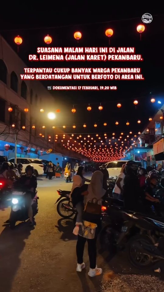 Red Lantern Photo Spot in Pekanbaru