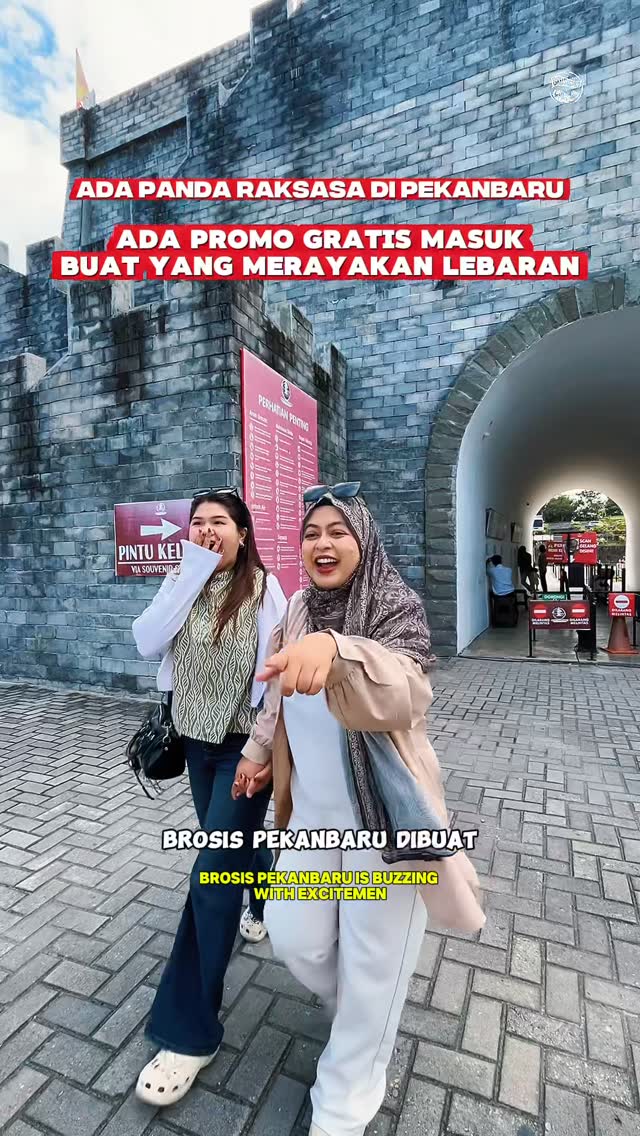 3 Panda Raksasa Hiasi Asia Heritage Pekanbaru