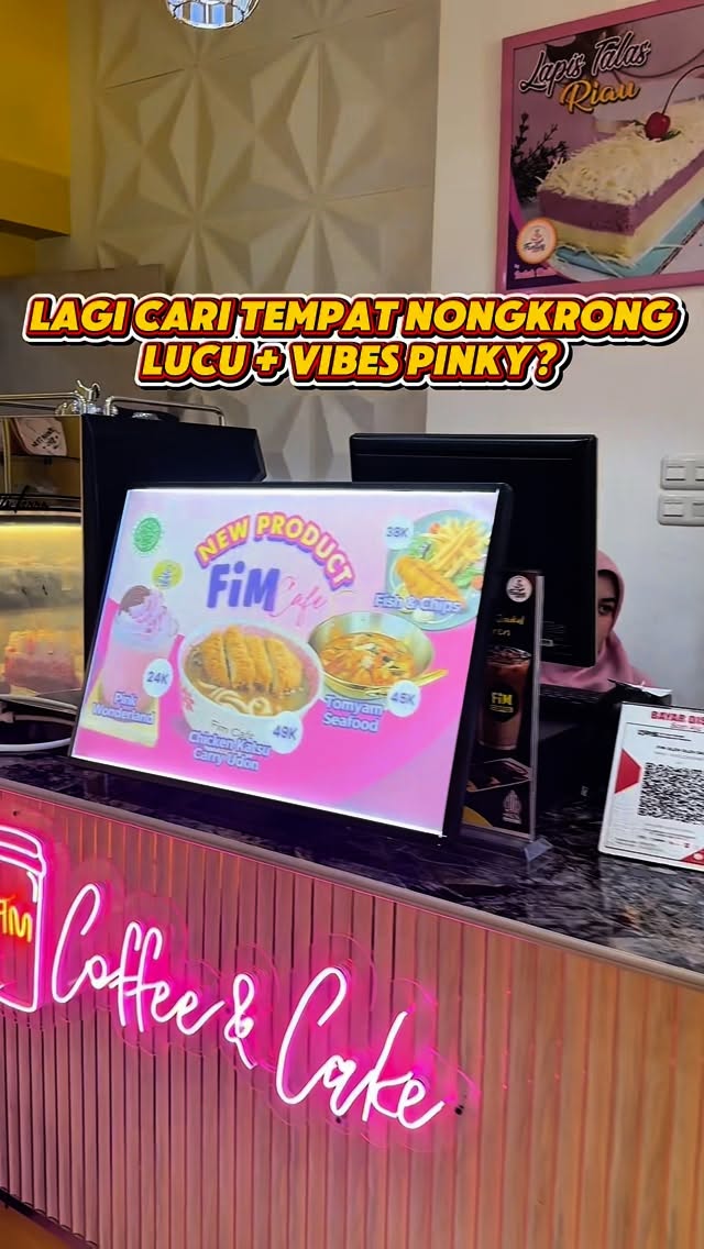 Cafe Pinky Vibes Instagramable di Pekanbaru