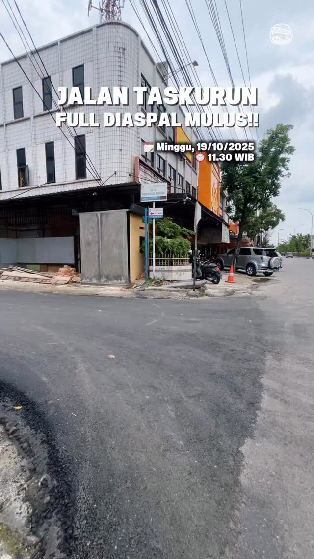 매끄러운 Pekanbaru 이동: Jalan Taskurun 포장 완료