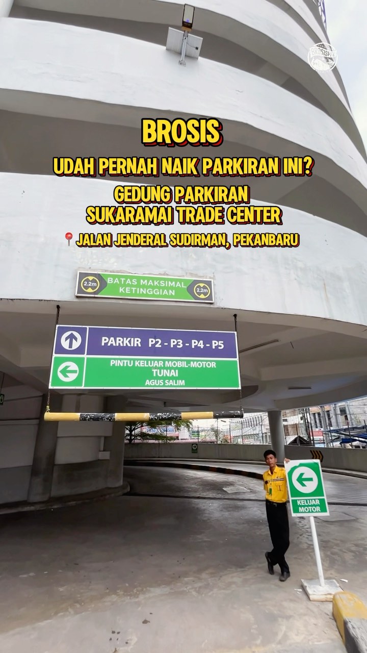 Parkir Atas Sukaramai Trade Center Pekanbaru