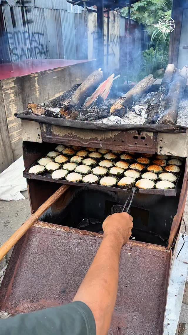 在Pekanbaru畅享传奇Kue Bika Bakar