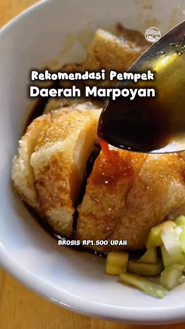 Savoring Pempek Ayuk Mari in Pekanbaru