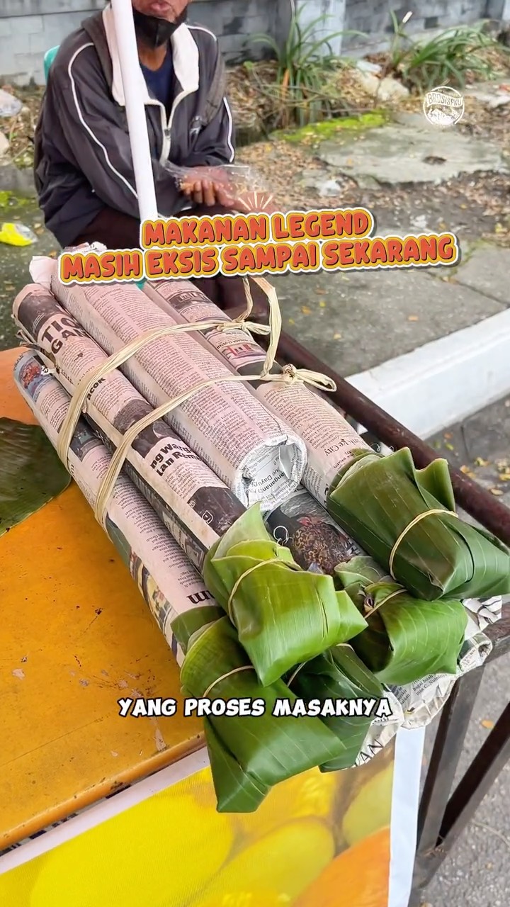 Rasakan Lemang Bakar Legendaris di Pekanbaru