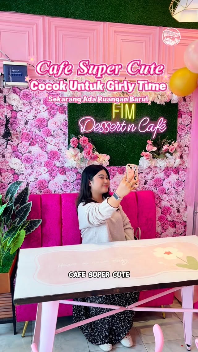 Cafe Pink Kekinian dengan Ruang Luxury di Pekanbaru