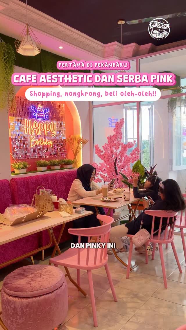 FIM Coffee: Instagrammable Pink Café in Pekanbaru