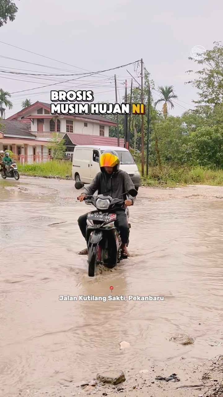 Jalan Pintas Pekanbaru Saat Musim Hujan