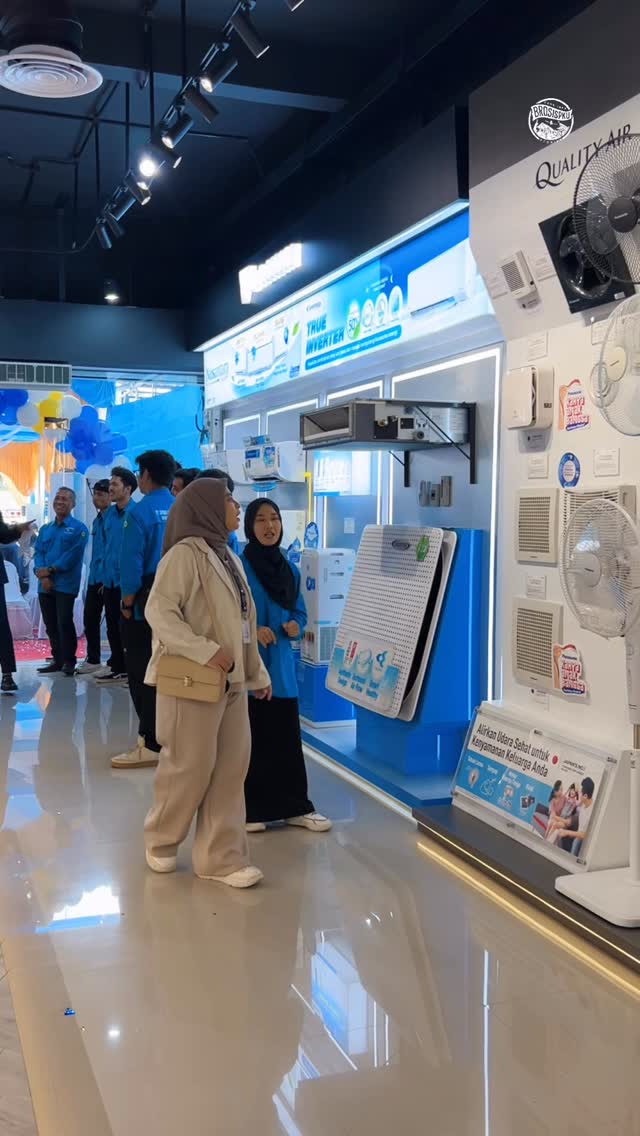 Grand Opening Showroom AC di Pekanbaru