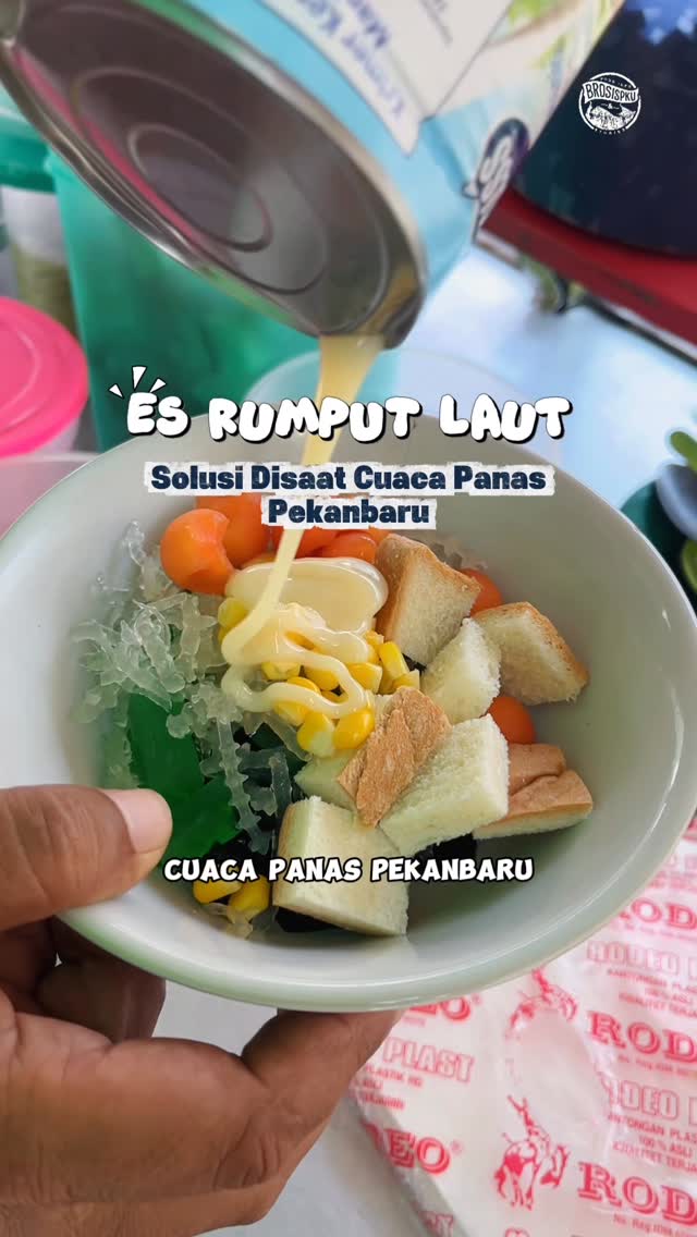 Segarnya Es Campur Keluarga di Pekanbaru