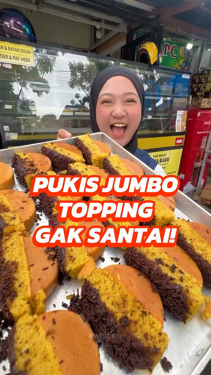 Pekanbaru Pukis Jumbo Gebu dan Matcha Menggoda