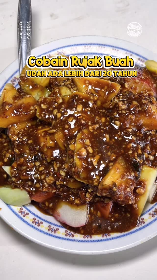 Rujak Legendaris Pak Darius di Pekanbaru