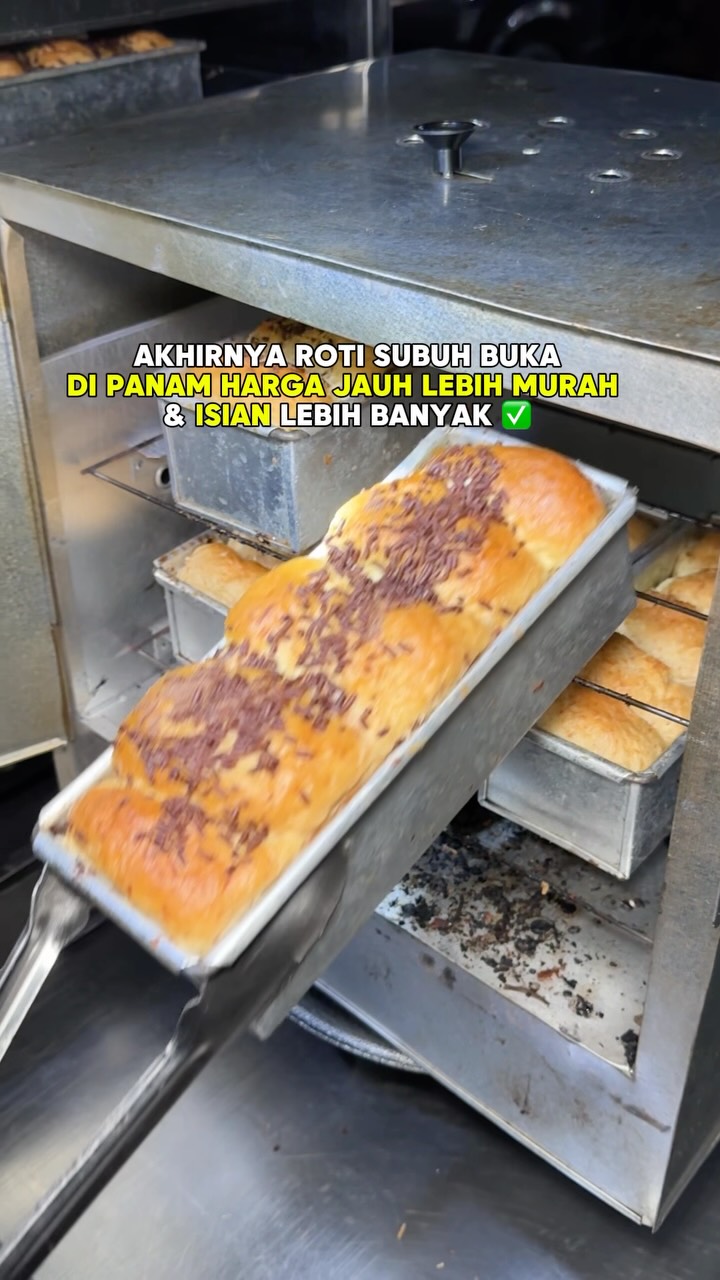 Roti Subuh Panam Pekanbaru: Roti Gandum Jumbo